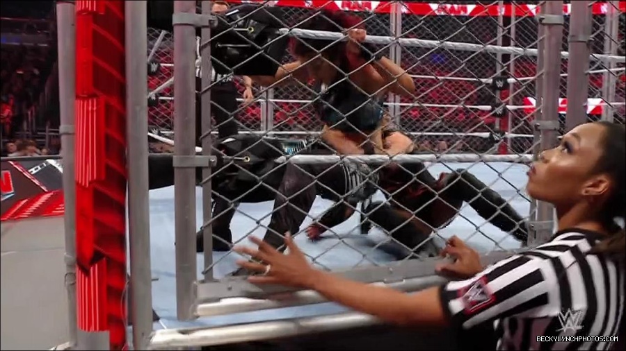 WWE_Monday_Night_RAW_2023_02_06_720p_HDTV_x264-Star_mp4_007539666.jpg