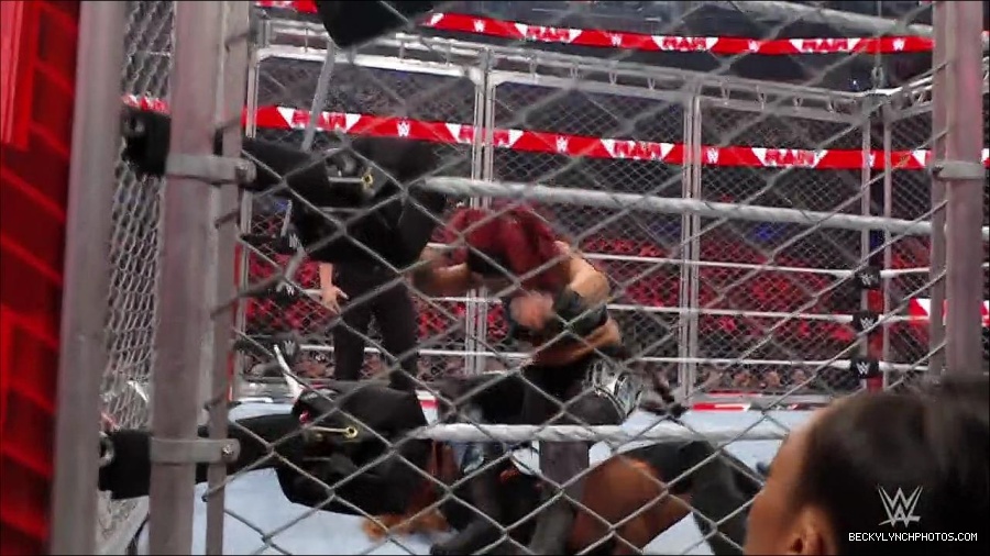 WWE_Monday_Night_RAW_2023_02_06_720p_HDTV_x264-Star_mp4_007540466.jpg