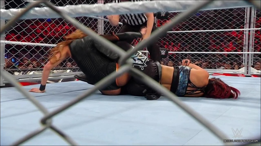 WWE_Monday_Night_RAW_2023_02_06_720p_HDTV_x264-Star_mp4_007546866.jpg