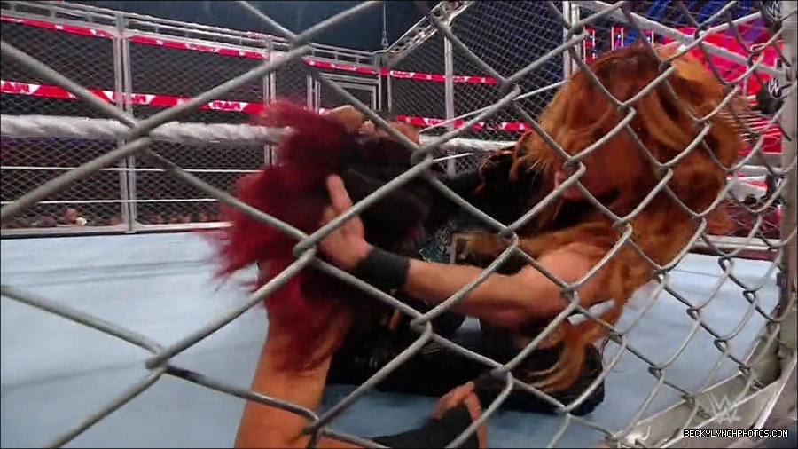 WWE_Monday_Night_RAW_2023_02_06_720p_HDTV_x264-Star_mp4_007558866.jpg