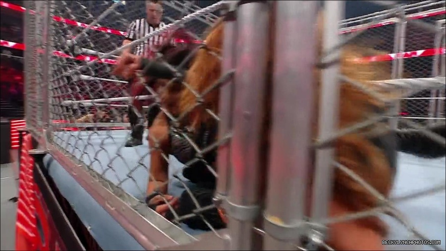 WWE_Monday_Night_RAW_2023_02_06_720p_HDTV_x264-Star_mp4_007561666.jpg