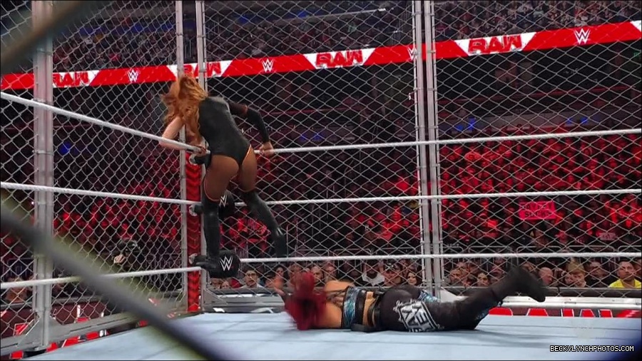 WWE_Monday_Night_RAW_2023_02_06_720p_HDTV_x264-Star_mp4_007580066.jpg