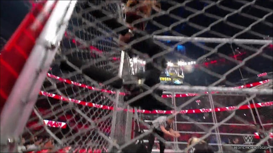 WWE_Monday_Night_RAW_2023_02_06_720p_HDTV_x264-Star_mp4_007588466.jpg