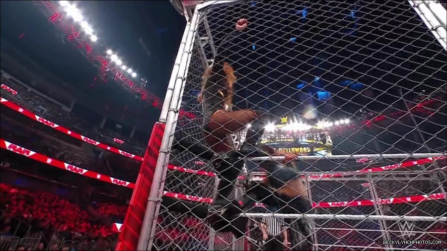 WWE_Monday_Night_RAW_2023_02_06_720p_HDTV_x264-Star_mp4_007593266.jpg