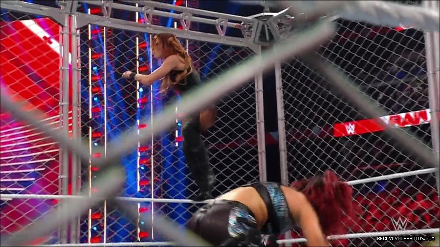 WWE_Monday_Night_RAW_2023_02_06_720p_HDTV_x264-Star_mp4_007601266.jpg