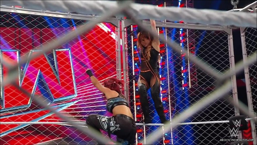WWE_Monday_Night_RAW_2023_02_06_720p_HDTV_x264-Star_mp4_007606866.jpg
