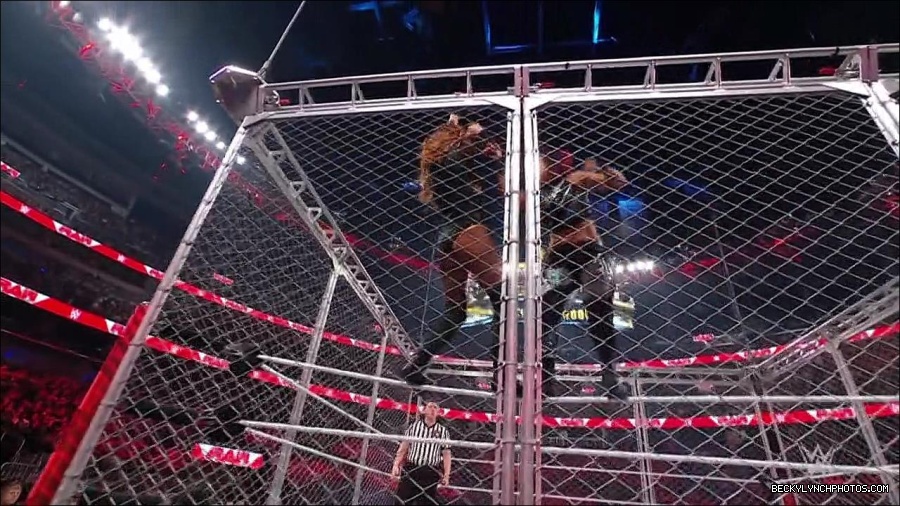 WWE_Monday_Night_RAW_2023_02_06_720p_HDTV_x264-Star_mp4_007608866.jpg
