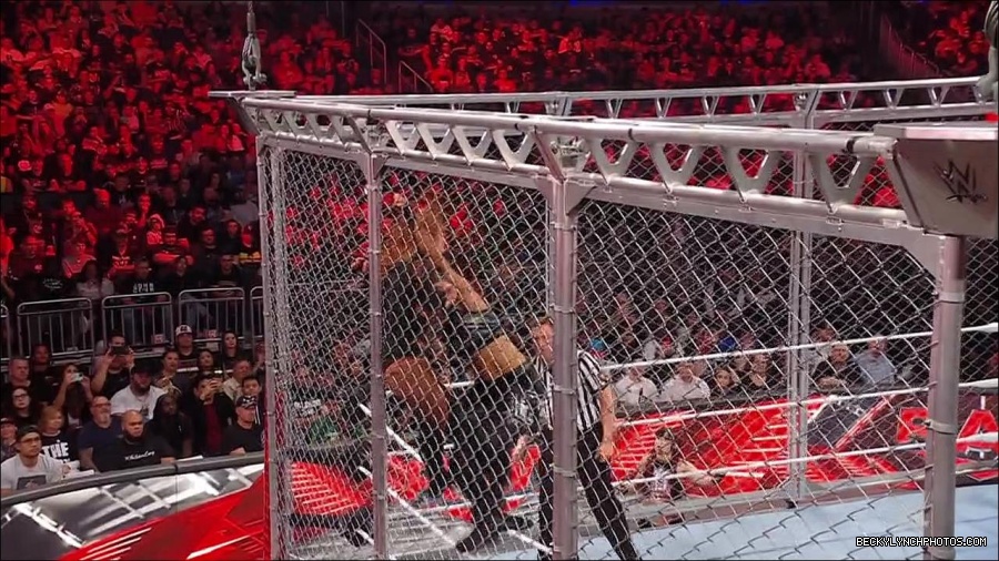 WWE_Monday_Night_RAW_2023_02_06_720p_HDTV_x264-Star_mp4_007614066.jpg