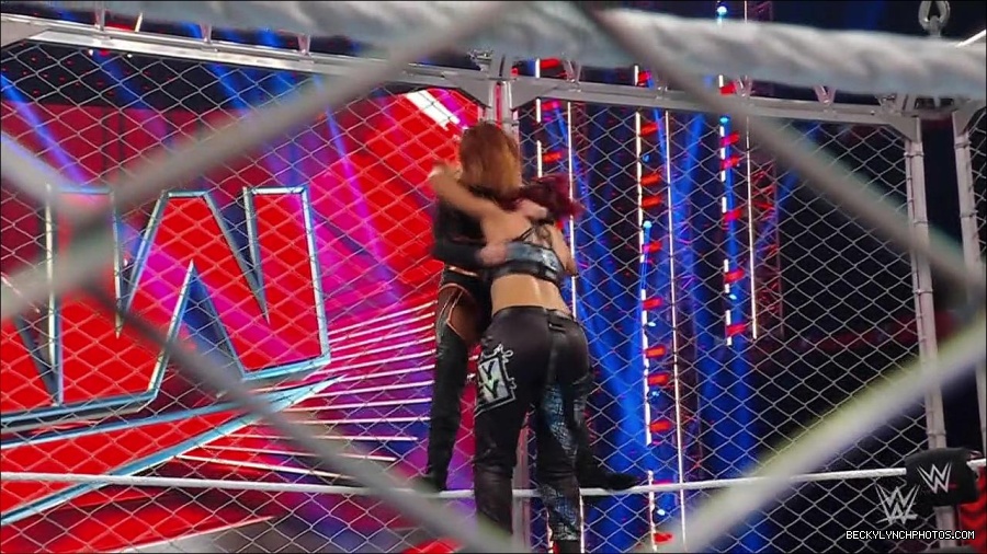 WWE_Monday_Night_RAW_2023_02_06_720p_HDTV_x264-Star_mp4_007615666.jpg