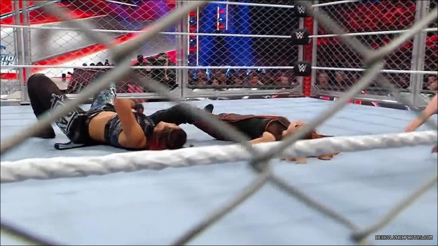 WWE_Monday_Night_RAW_2023_02_06_720p_HDTV_x264-Star_mp4_007622866.jpg