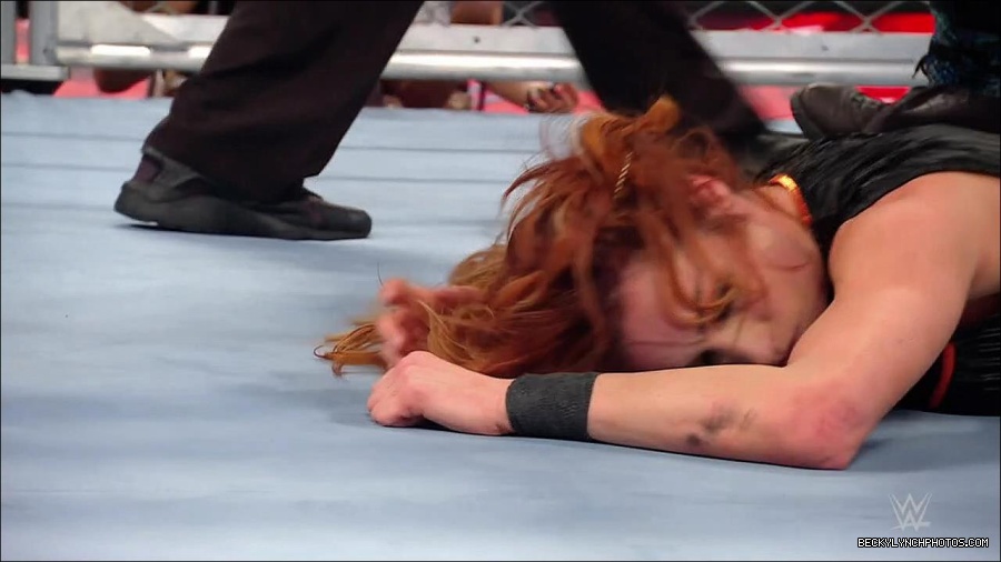 WWE_Monday_Night_RAW_2023_02_06_720p_HDTV_x264-Star_mp4_007640066.jpg