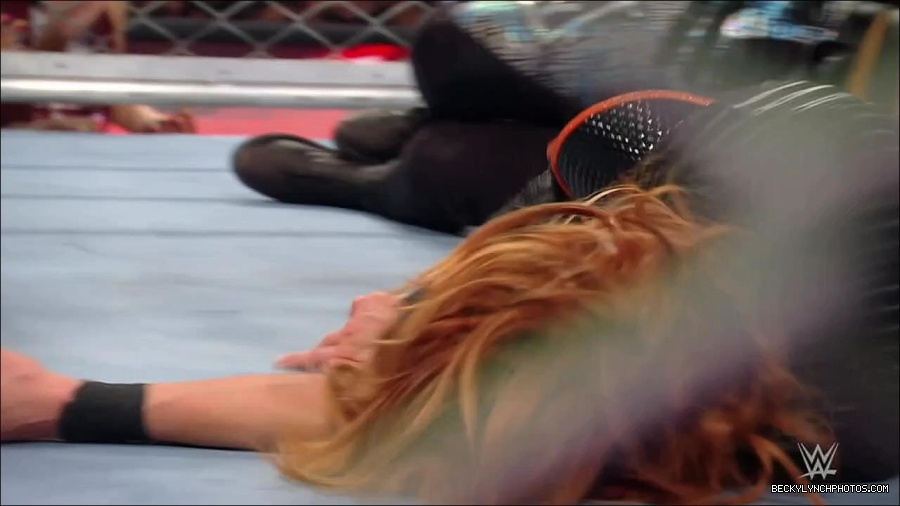 WWE_Monday_Night_RAW_2023_02_06_720p_HDTV_x264-Star_mp4_007640866.jpg