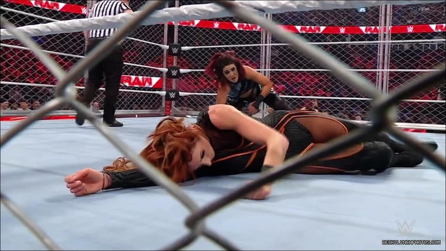 WWE_Monday_Night_RAW_2023_02_06_720p_HDTV_x264-Star_mp4_007646066.jpg