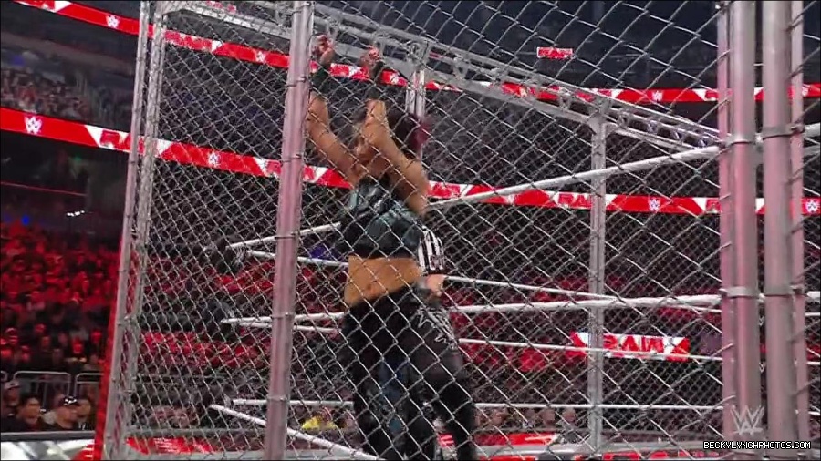 WWE_Monday_Night_RAW_2023_02_06_720p_HDTV_x264-Star_mp4_007651833.jpg