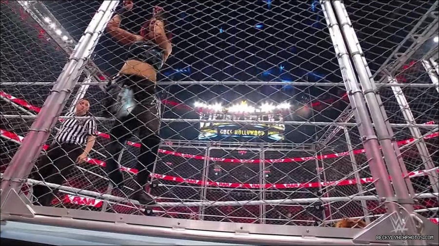 WWE_Monday_Night_RAW_2023_02_06_720p_HDTV_x264-Star_mp4_007652233.jpg