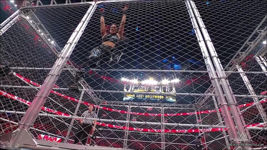 WWE_Monday_Night_RAW_2023_02_06_720p_HDTV_x264-Star_mp4_007654633.jpg