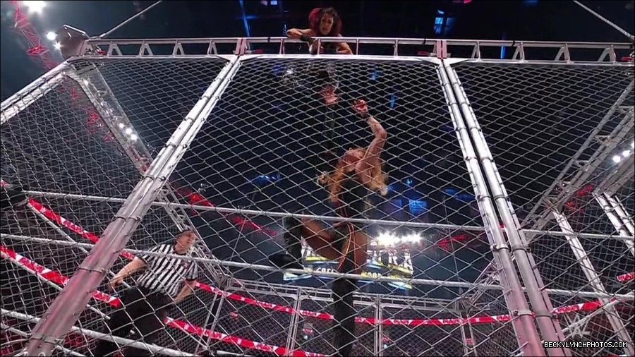WWE_Monday_Night_RAW_2023_02_06_720p_HDTV_x264-Star_mp4_007664233.jpg