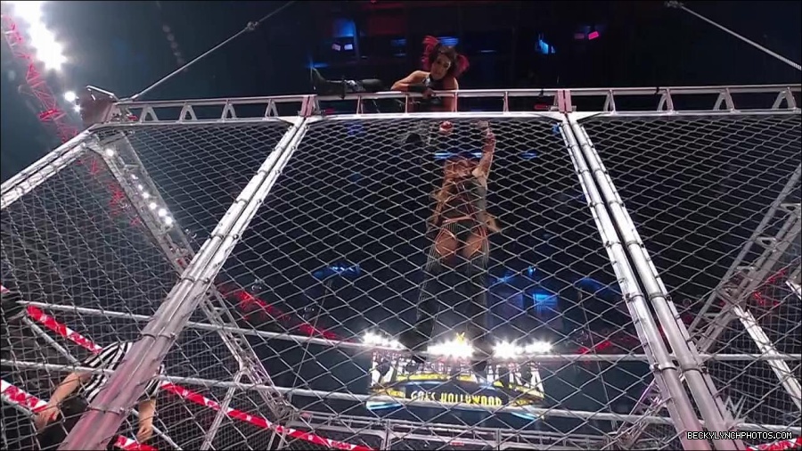 WWE_Monday_Night_RAW_2023_02_06_720p_HDTV_x264-Star_mp4_007667433.jpg