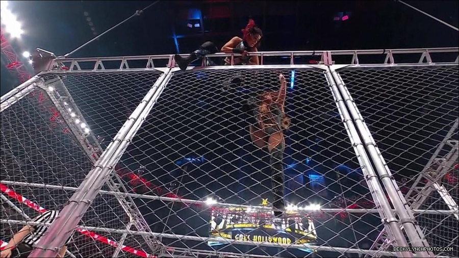 WWE_Monday_Night_RAW_2023_02_06_720p_HDTV_x264-Star_mp4_007668233.jpg