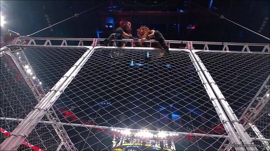 WWE_Monday_Night_RAW_2023_02_06_720p_HDTV_x264-Star_mp4_007679433.jpg