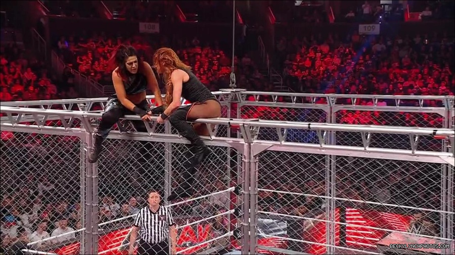 WWE_Monday_Night_RAW_2023_02_06_720p_HDTV_x264-Star_mp4_007681033.jpg