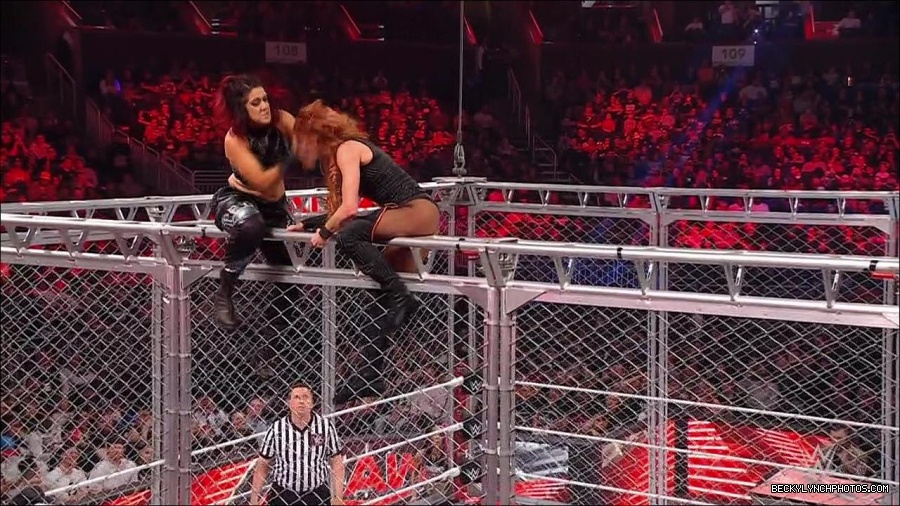 WWE_Monday_Night_RAW_2023_02_06_720p_HDTV_x264-Star_mp4_007681433.jpg