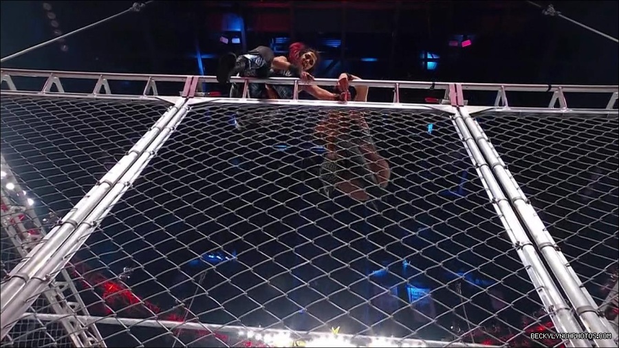 WWE_Monday_Night_RAW_2023_02_06_720p_HDTV_x264-Star_mp4_007685033.jpg