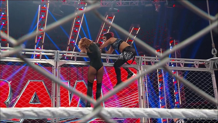 WWE_Monday_Night_RAW_2023_02_06_720p_HDTV_x264-Star_mp4_007688633.jpg