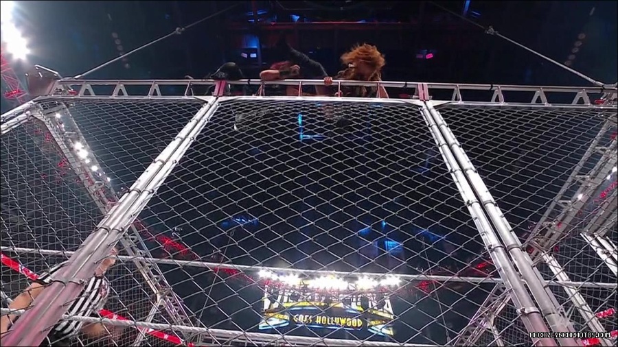 WWE_Monday_Night_RAW_2023_02_06_720p_HDTV_x264-Star_mp4_007692633.jpg
