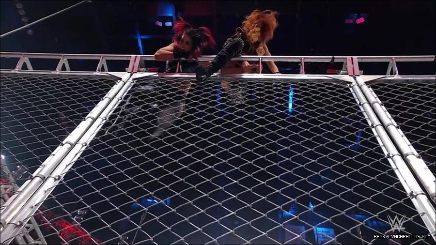 WWE_Monday_Night_RAW_2023_02_06_720p_HDTV_x264-Star_mp4_007697433.jpg