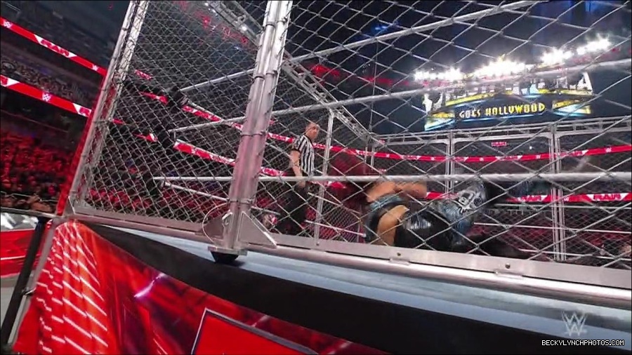 WWE_Monday_Night_RAW_2023_02_06_720p_HDTV_x264-Star_mp4_007703833.jpg