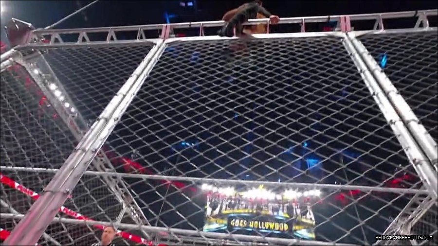 WWE_Monday_Night_RAW_2023_02_06_720p_HDTV_x264-Star_mp4_007705833.jpg