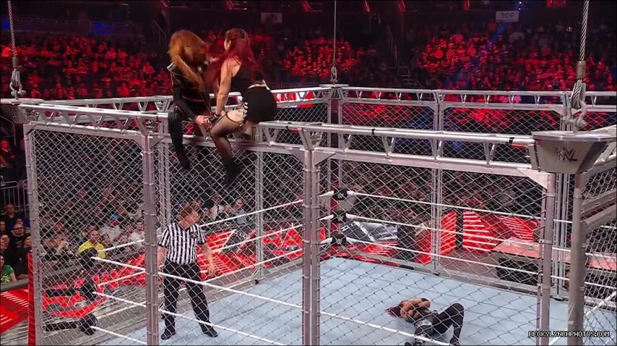 WWE_Monday_Night_RAW_2023_02_06_720p_HDTV_x264-Star_mp4_007718633.jpg