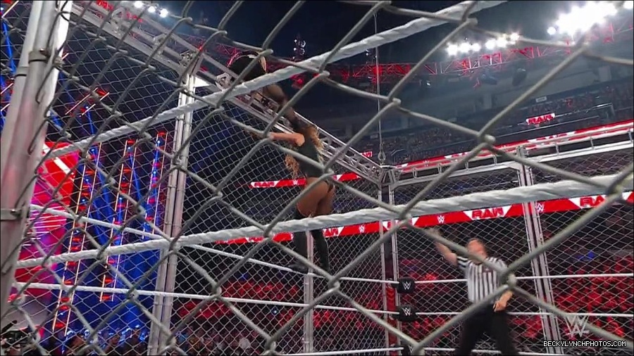 WWE_Monday_Night_RAW_2023_02_06_720p_HDTV_x264-Star_mp4_007726633.jpg