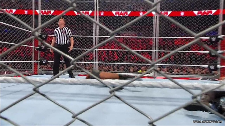 WWE_Monday_Night_RAW_2023_02_06_720p_HDTV_x264-Star_mp4_007728633.jpg