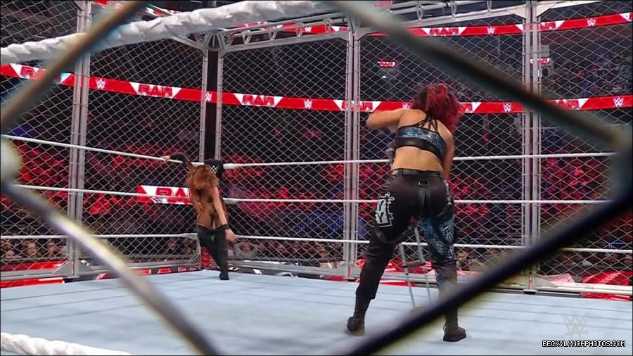 WWE_Monday_Night_RAW_2023_02_06_720p_HDTV_x264-Star_mp4_007741433.jpg