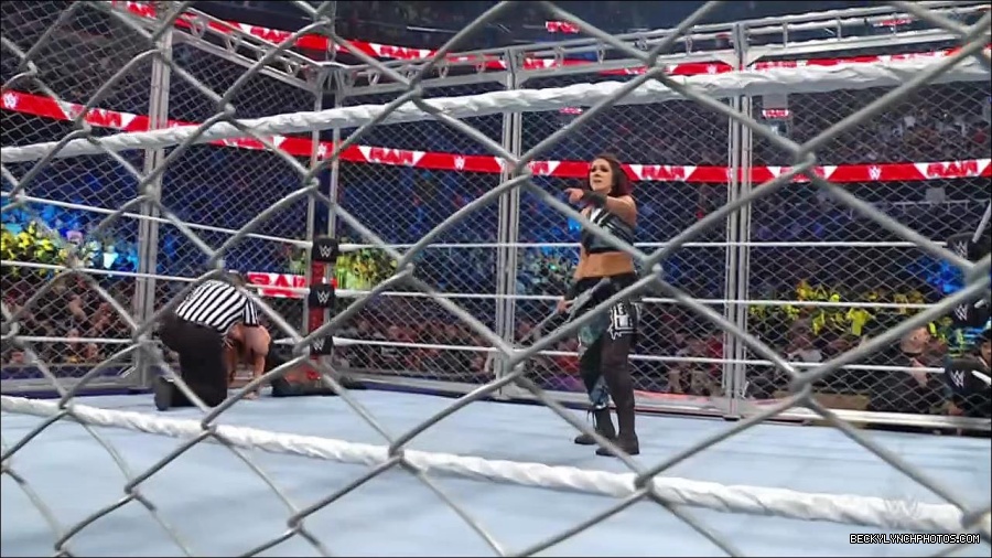 WWE_Monday_Night_RAW_2023_02_06_720p_HDTV_x264-Star_mp4_007748233.jpg