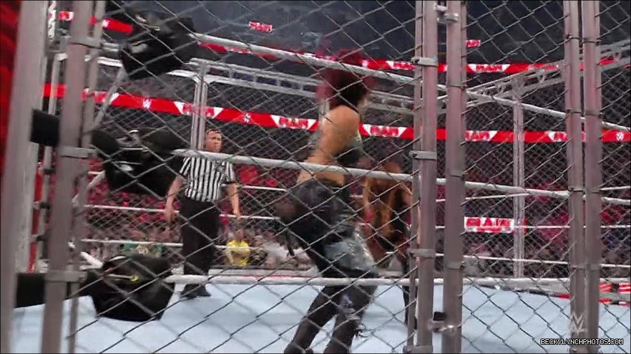 WWE_Monday_Night_RAW_2023_02_06_720p_HDTV_x264-Star_mp4_007801033.jpg