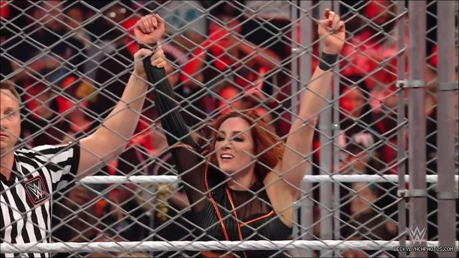 WWE_Monday_Night_RAW_2023_02_06_720p_HDTV_x264-Star_mp4_007823433.jpg