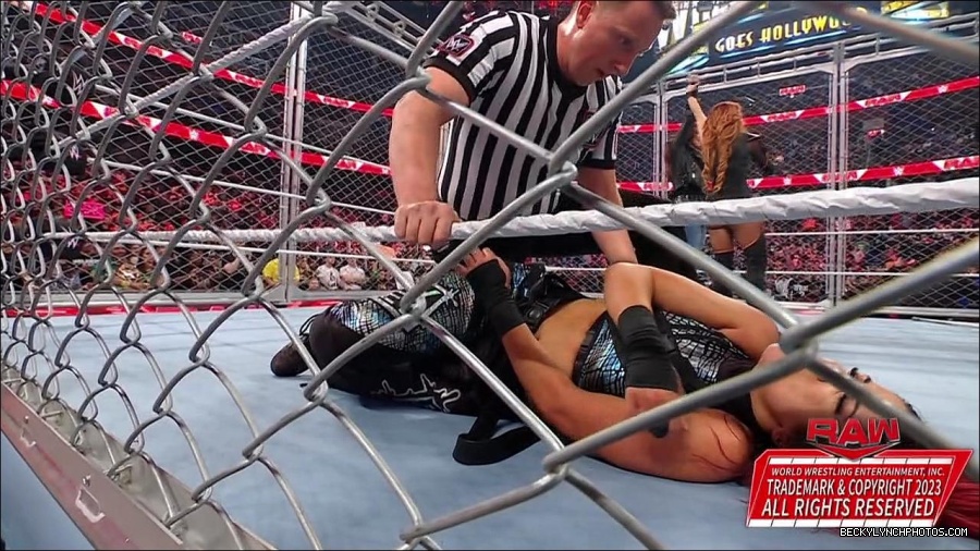 WWE_Monday_Night_RAW_2023_02_06_720p_HDTV_x264-Star_mp4_007841433.jpg