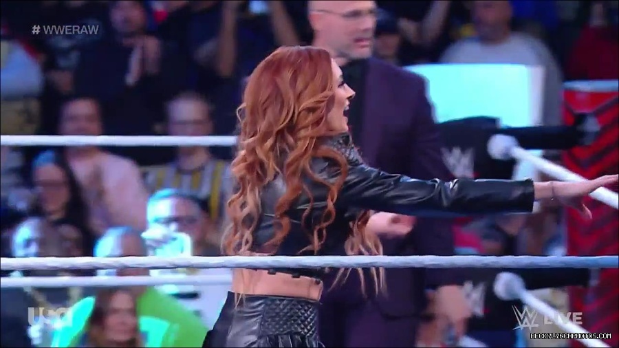 WWE_Monday_Night_Raw_2023_02_13_720p_HDTV_x264-NWCHD_mp4_000083716.jpg