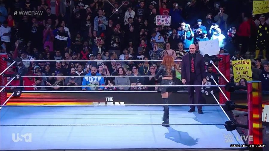 WWE_Monday_Night_Raw_2023_02_13_720p_HDTV_x264-NWCHD_mp4_000090123.jpg