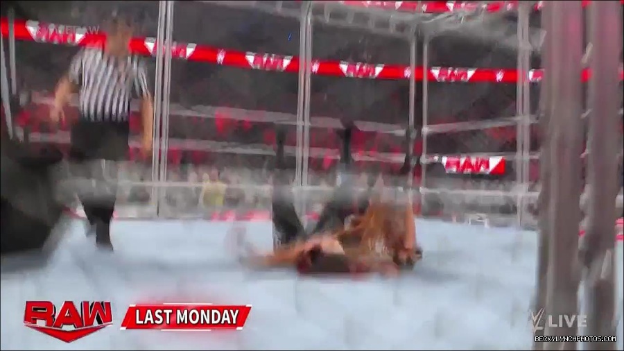 WWE_Monday_Night_Raw_2023_02_13_720p_HDTV_x264-NWCHD_mp4_000123756.jpg