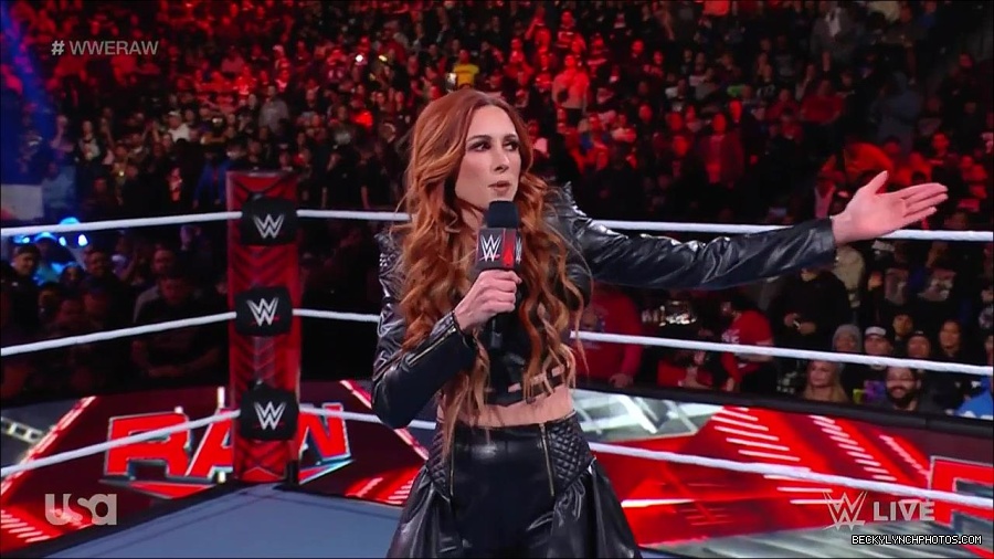 WWE_Monday_Night_Raw_2023_02_13_720p_HDTV_x264-NWCHD_mp4_000185818.jpg