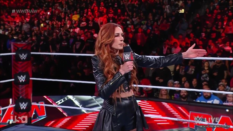WWE_Monday_Night_Raw_2023_02_13_720p_HDTV_x264-NWCHD_mp4_000187020.jpg