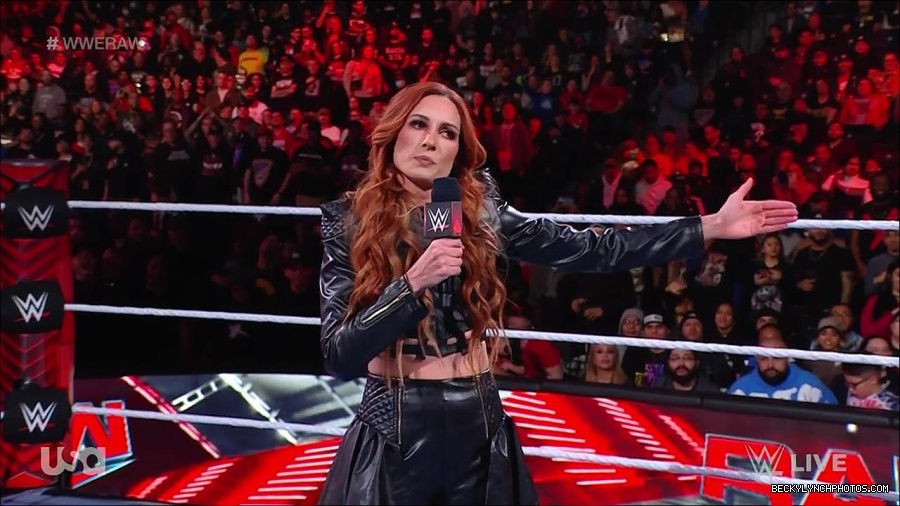 WWE_Monday_Night_Raw_2023_02_13_720p_HDTV_x264-NWCHD_mp4_000187820.jpg