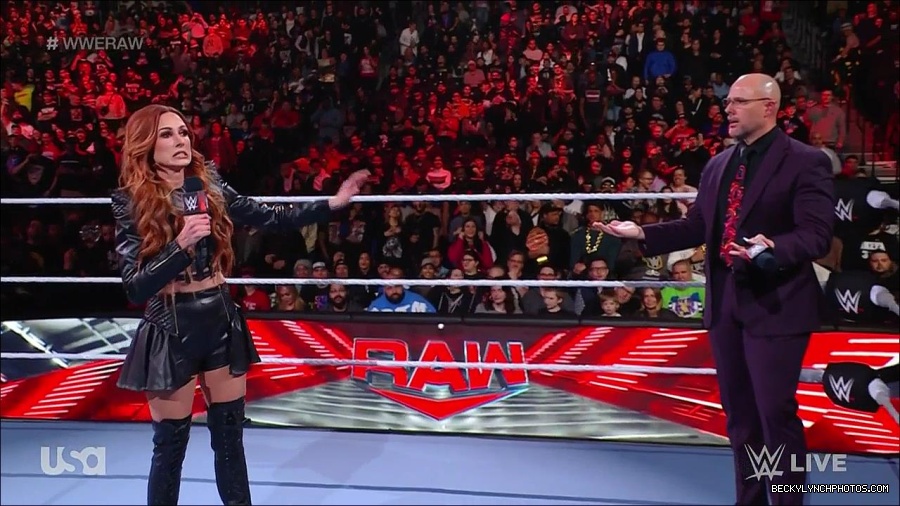 WWE_Monday_Night_Raw_2023_02_13_720p_HDTV_x264-NWCHD_mp4_000192225.jpg