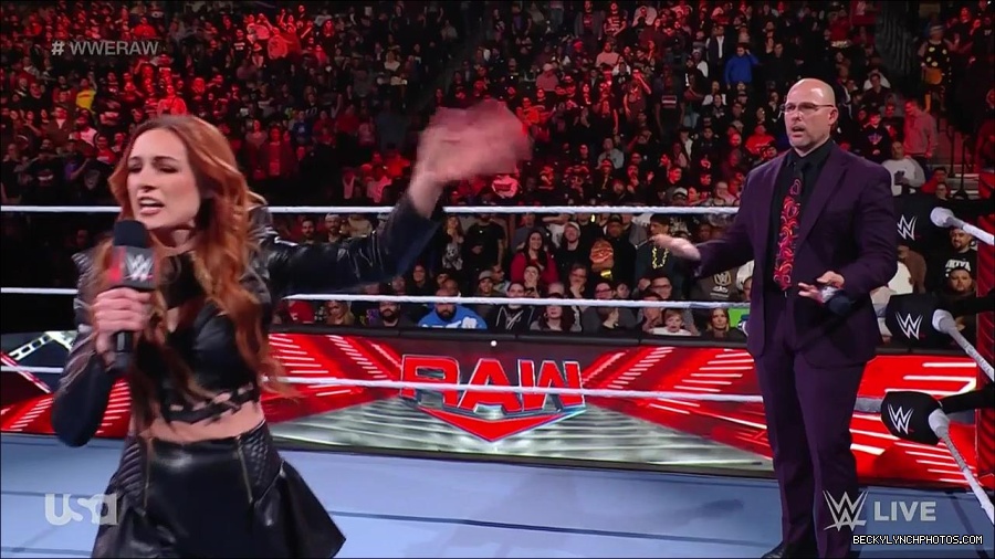 WWE_Monday_Night_Raw_2023_02_13_720p_HDTV_x264-NWCHD_mp4_000195828.jpg