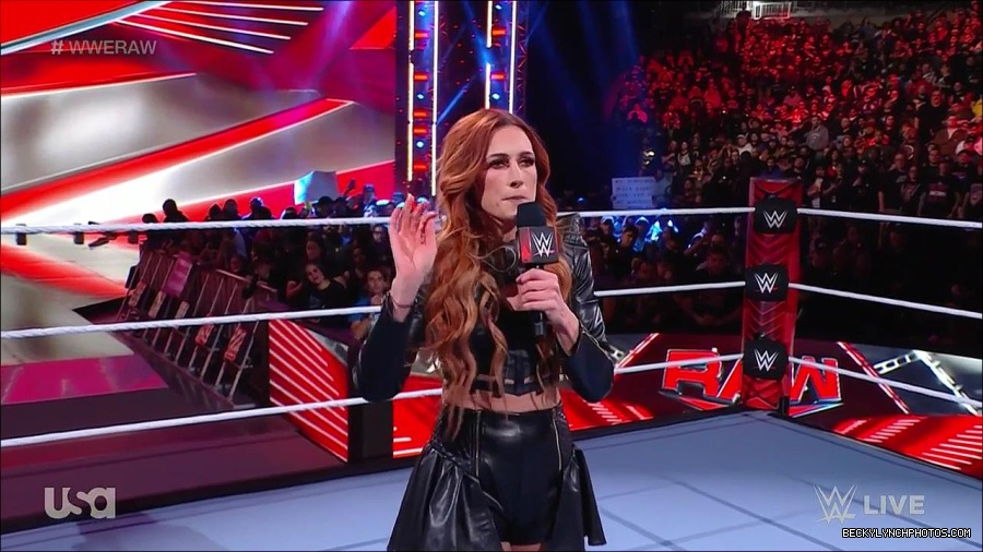 WWE_Monday_Night_Raw_2023_02_13_720p_HDTV_x264-NWCHD_mp4_000201434.jpg