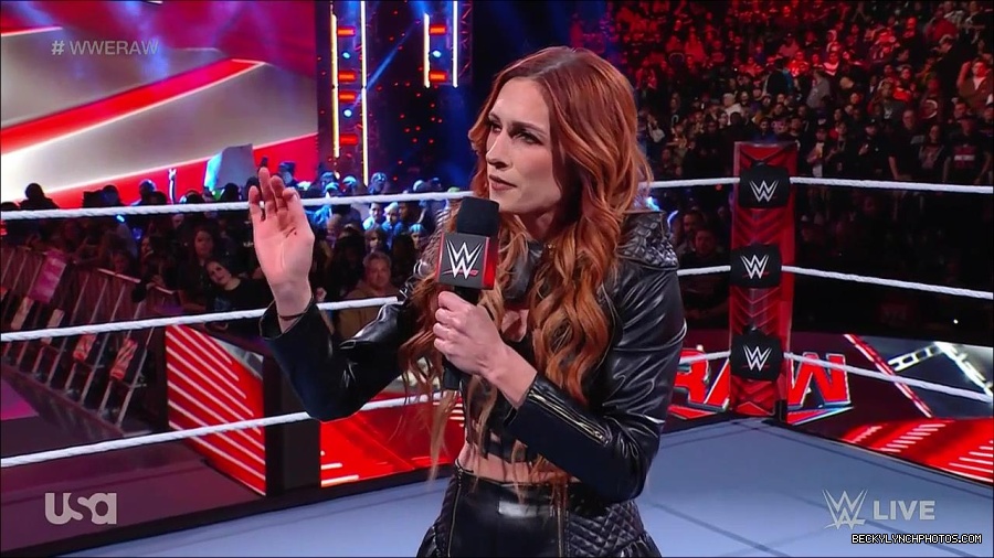 WWE_Monday_Night_Raw_2023_02_13_720p_HDTV_x264-NWCHD_mp4_000211044.jpg